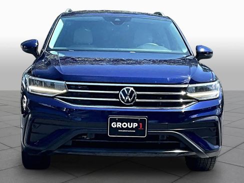 Used 2023 Volkswagen Tiguan SE FWD image 4