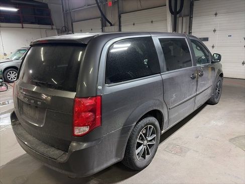 Used 2015 Dodge Grand Caravan SXT w/ Blacktop Package image 5