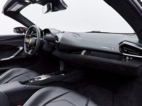 Used 2024 Ferrari 296 GTS RWD image 58