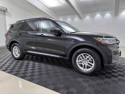 New 2025 Ford Explorer Active w/ Active Comfort Package