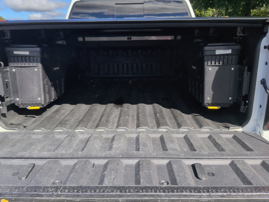 Used 2024 Chevrolet Colorado ZR2 w/ ZR2 Bison Edition AWD/4WD image 12