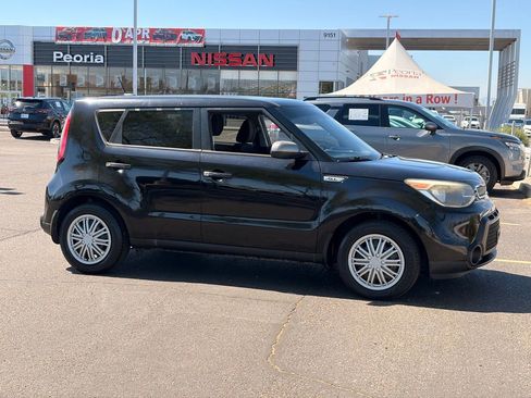 Used 2015 Kia Soul FWD image 6