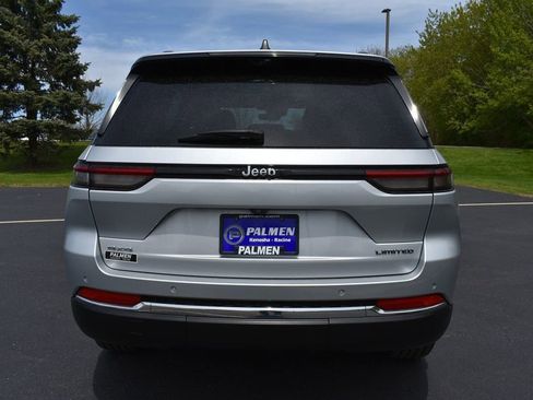 Used 2023 Jeep Grand Cherokee Limited w/ Luxury Tech Group II AWD/4WD image 6