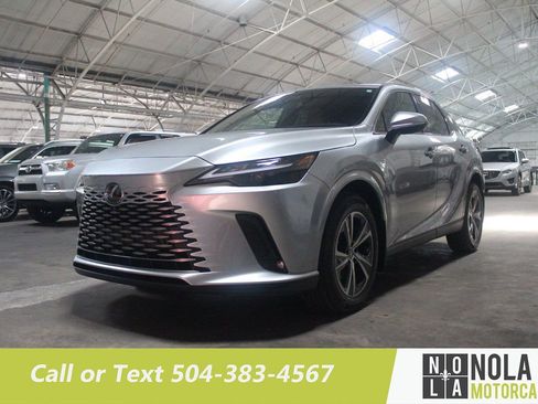 Used 2025 Lexus RX 350h w/ Convenience Package image 2