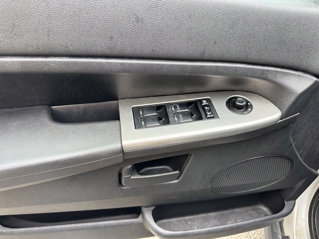 Used 2008 Jeep Grand Cherokee Laredo AWD/4WD image 11