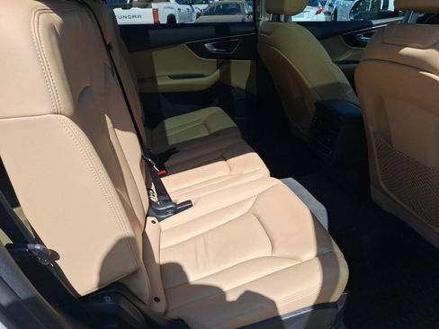 Used 2021 Audi Q7 2.0T Premium Plus w/ Premium Plus Package AWD/4WD image 31