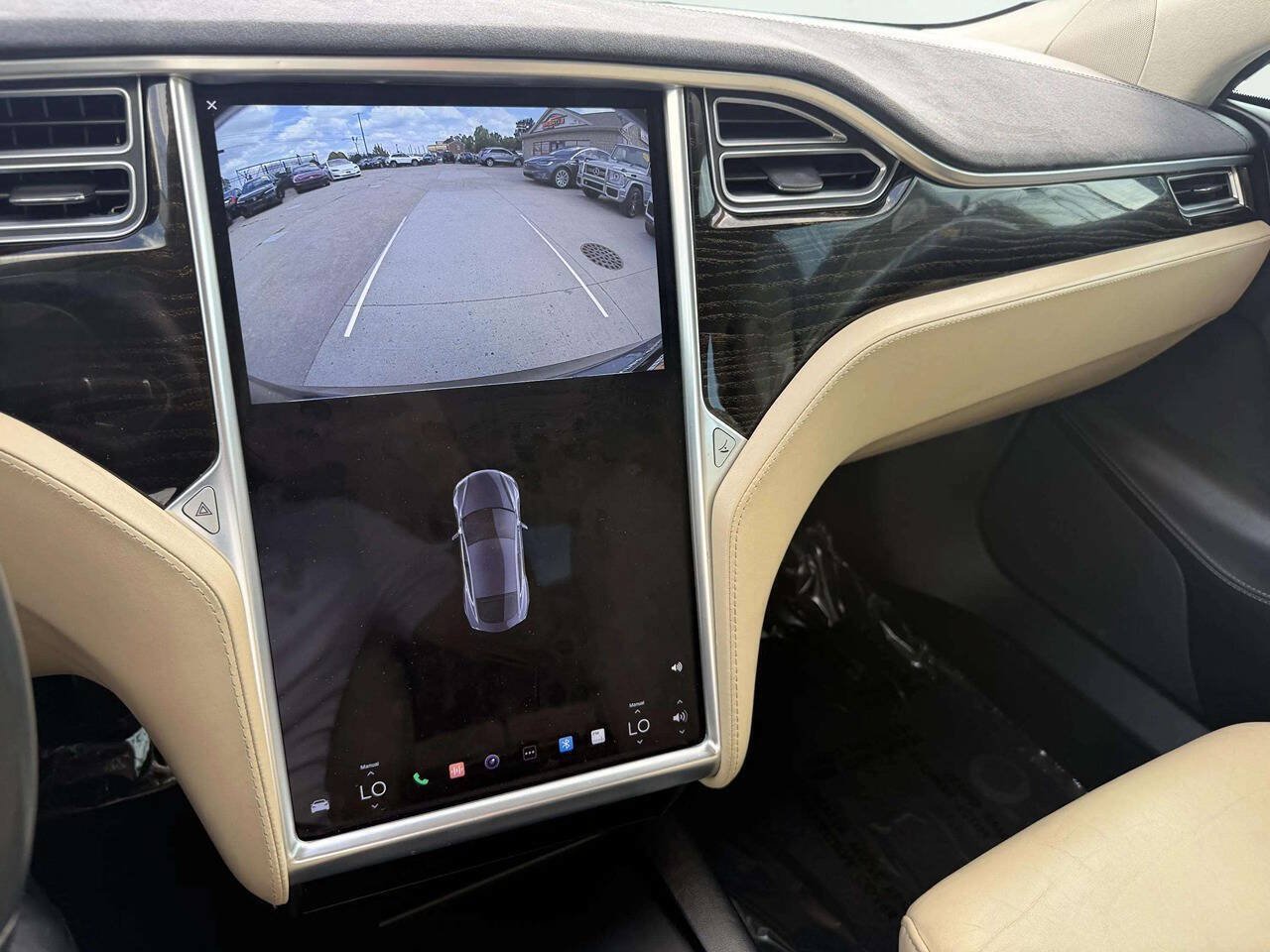 Used 2016 Tesla Model S RWD image 19