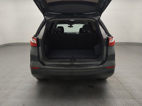 Used 2019 Chevrolet Equinox LS FWD image 29