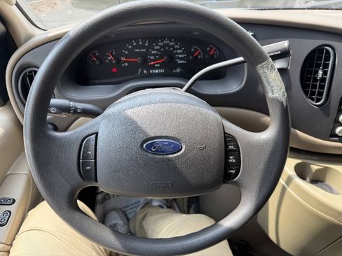 Used 2006 Ford E-450 and Econoline 450 RWD image 12
