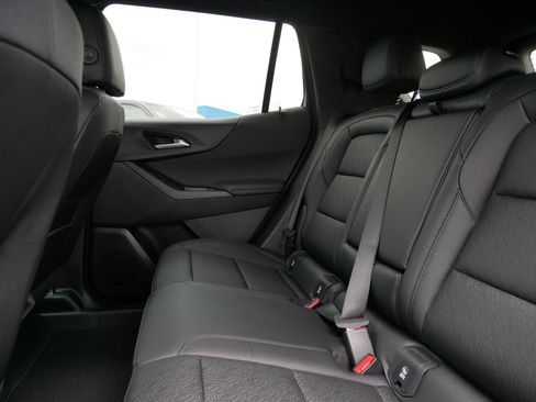 New 2026 Chevrolet Equinox LT w/ Convenience Package II image 5