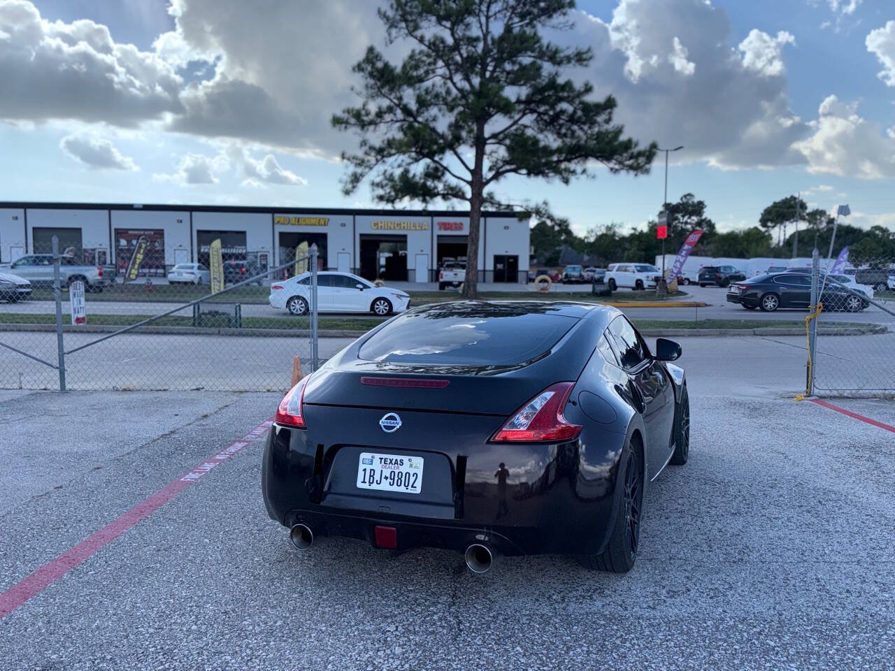 Used 2016 Nissan 370Z Coupe RWD image 13