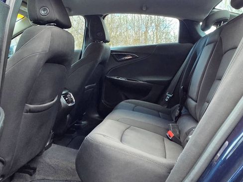 Used 2019 Chevrolet Malibu LT image 11