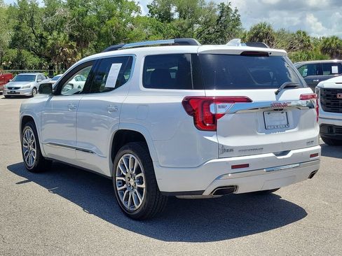 Used 2022 GMC Acadia Denali w/ Denali Ultimate Package AWD/4WD image 4