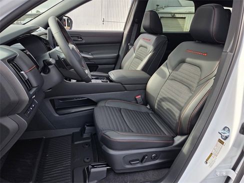 New 2026 Nissan Pathfinder Rock Creek image 5