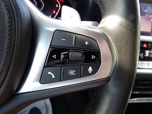 Used 2021 BMW 330i Sedan w/ M Sport Package RWD image 17