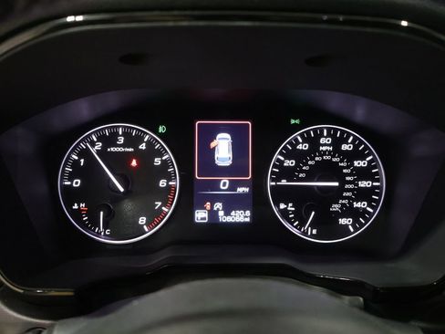 Used 2024 Subaru Outback Premium AWD/4WD image 2