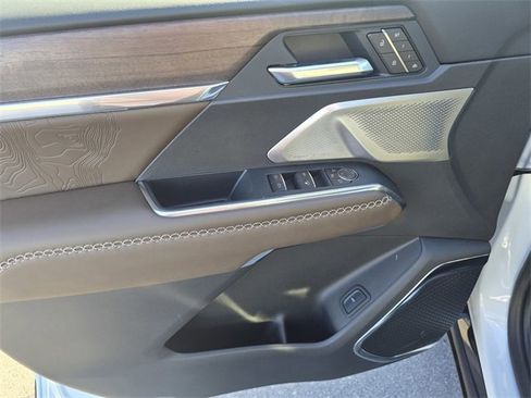 New 2026 GMC Acadia Denali Ultimate image 19