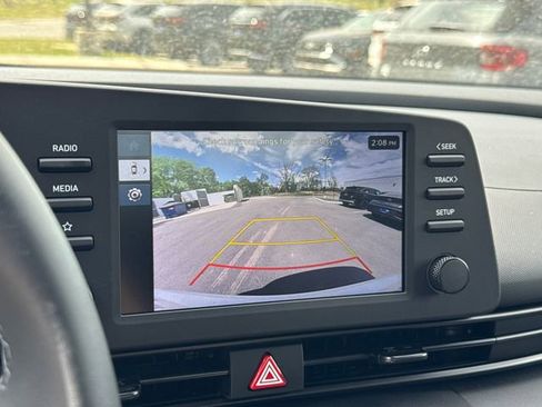 New 2026 Hyundai Elantra SEL Sport FWD image 19