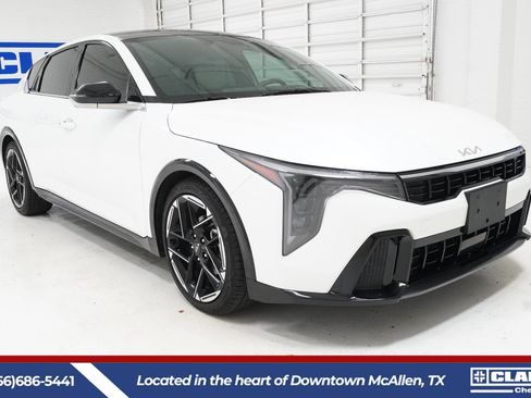 Used 2025 Kia K4 GT-Line w/ GT-Line Premium Package FWD image 3