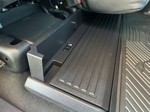 Used 2022 Ford F250 XLT w/ XLT Premium Package image 21