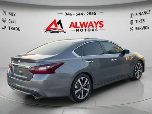 Used 2017 Nissan Altima 2.5 SR FWD image 5