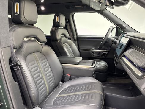 Used 2023 Rivian R1T Adventure image 23