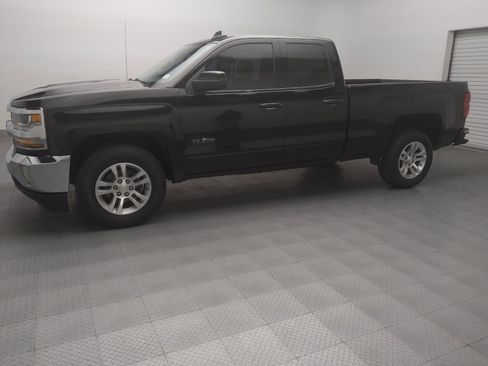 Used 2019 Chevrolet Silverado 1500 LT w/ Texas Edition RWD image 2