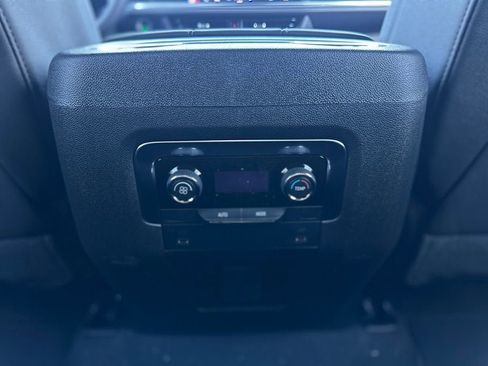 New 2026 Chevrolet Suburban LT w/ Comfort Package image 21