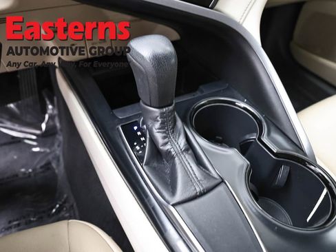 Used 2019 Toyota Camry LE FWD image 13