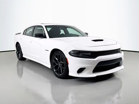Used 2020 Dodge Charger R/T w/ Driver Convenience Group RWD image 4