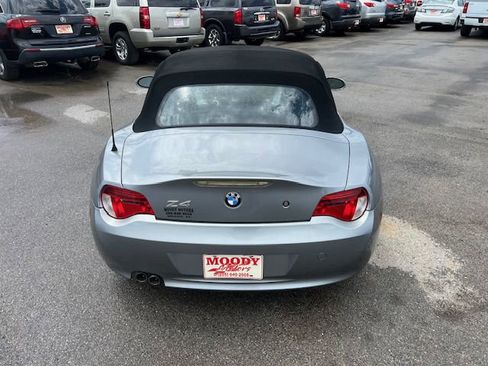 Used 2007 BMW Z4 3.0i image 6