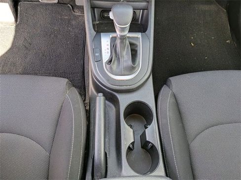 Used 2022 Kia Forte LXS image 14
