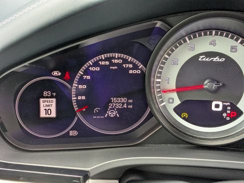 Certified 2023 Porsche Cayenne Turbo AWD/4WD image 17