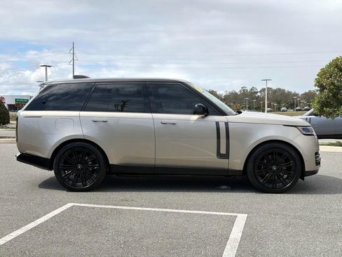 Used 2024 Land Rover Range Rover Autobiography image 6