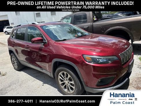 Used 2019 Jeep Cherokee Latitude Plus w/ Comfort/Convenience Group AWD/4WD image 2