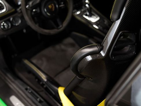 Used 2021 Porsche 718 Cayman GT4 image 16