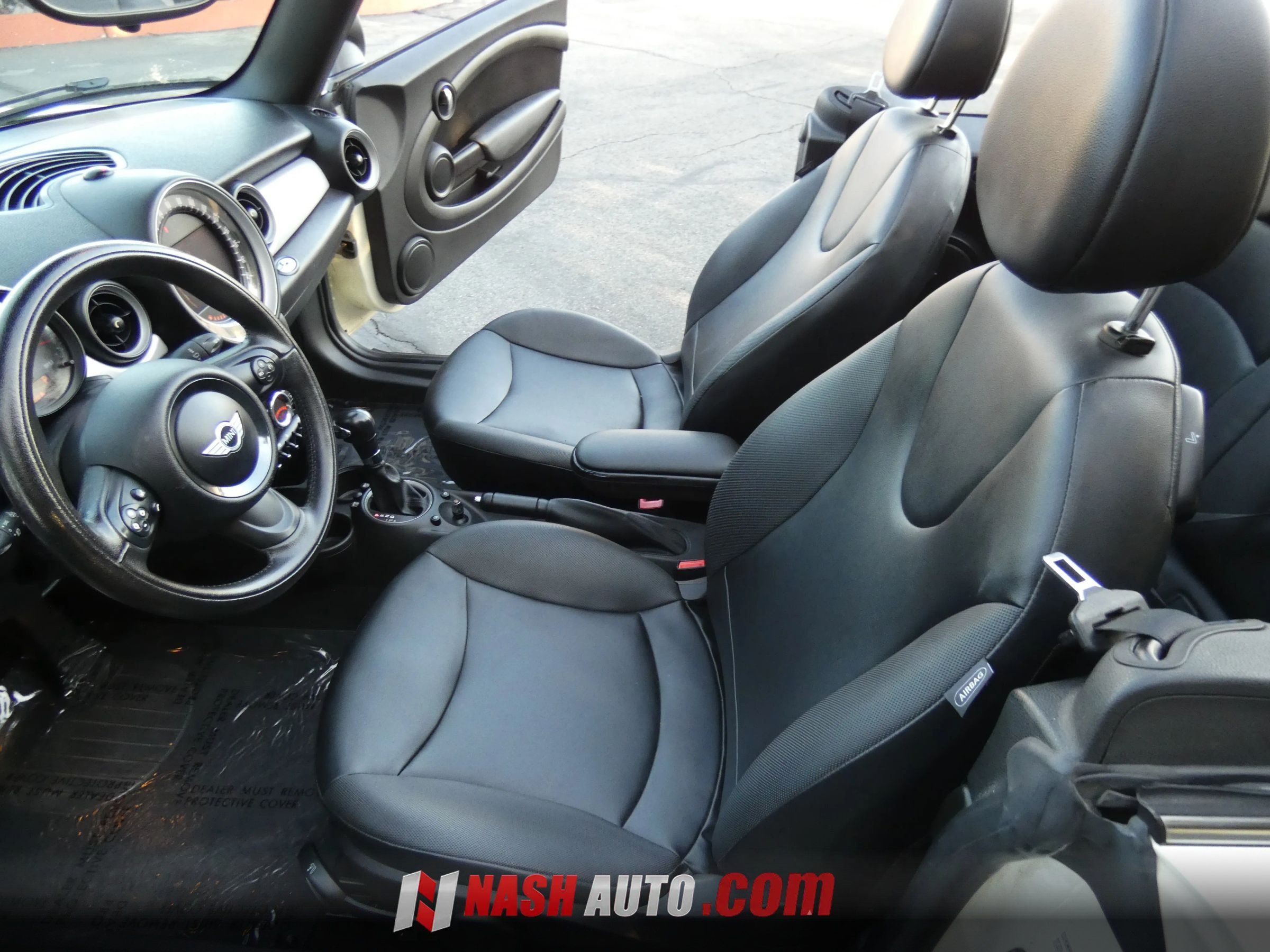 Used 2015 MINI Cooper Convertible FWD image 38