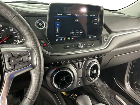 Used 2024 Chevrolet Blazer LT w/ Convenience Package FWD image 7