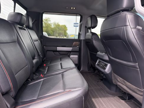 Used 2024 Ford F350 Lariat w/ Lariat Ultimate Package AWD/4WD image 24