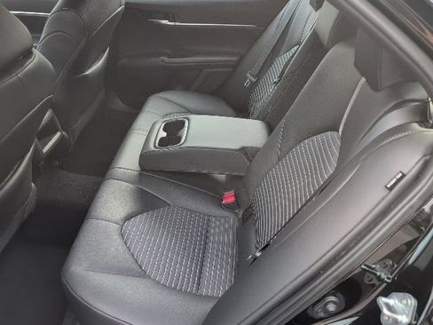 Used 2024 Toyota Camry SE FWD image 14