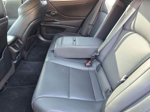Used 2019 Lexus ES 350 F Sport w/ Accessory Package 2 FWD image 14
