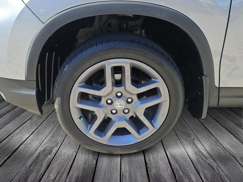 Used 2023 Honda Passport EX-L image 9