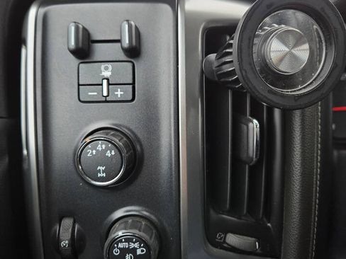 Used 2016 Chevrolet Silverado 2500 LTZ w/ Duramax Plus Package AWD/4WD image 29