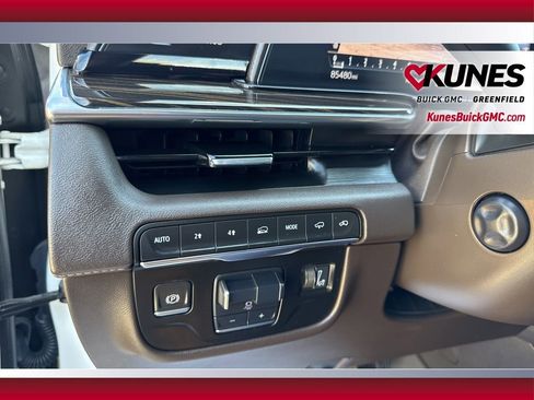 Used 2021 Cadillac Escalade Sport w/ Driver Assist Tech Package AWD/4WD image 30