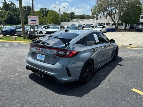 Used 2024 Honda Civic Type R image 6
