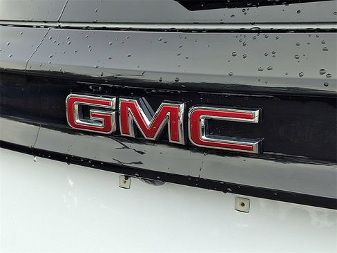 Certified 2025 GMC Acadia Elevation image 32