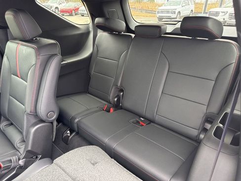 New 2026 Chevrolet Traverse RS image 14