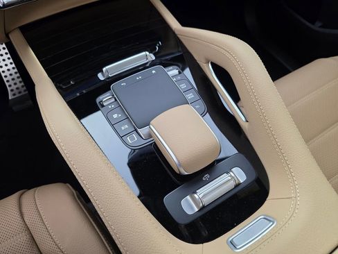 New 2026 Mercedes-Benz GLS 450 4MATIC image 17