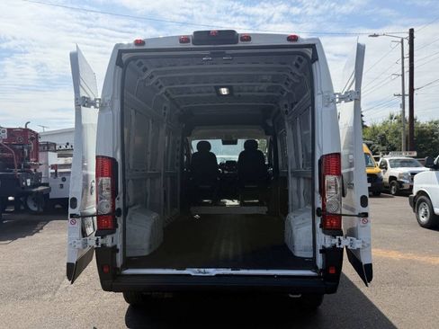 Used 2023 RAM ProMaster 2500 FWD image 7