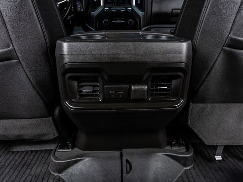 Used 2021 Chevrolet Silverado 1500 LT Trail Boss w/ Convenience Package II image 32